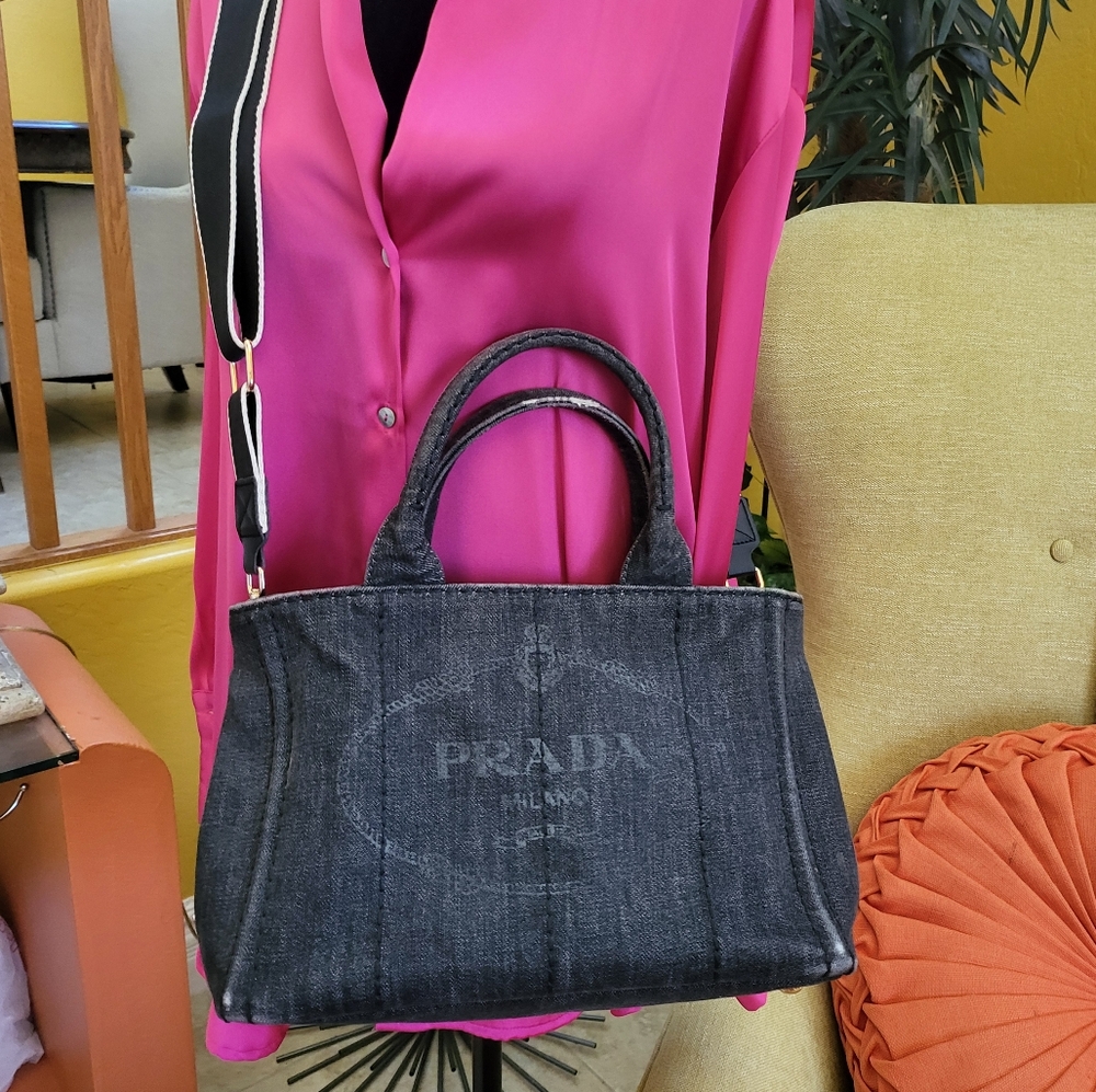 🔥Prada Canapa Logo Nero Denim tote. - Picture 15 of 15